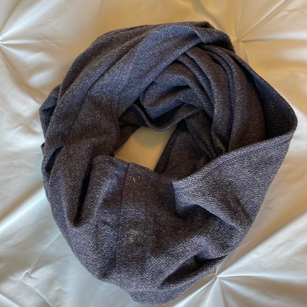 lululemon vinyasa infinity scarf